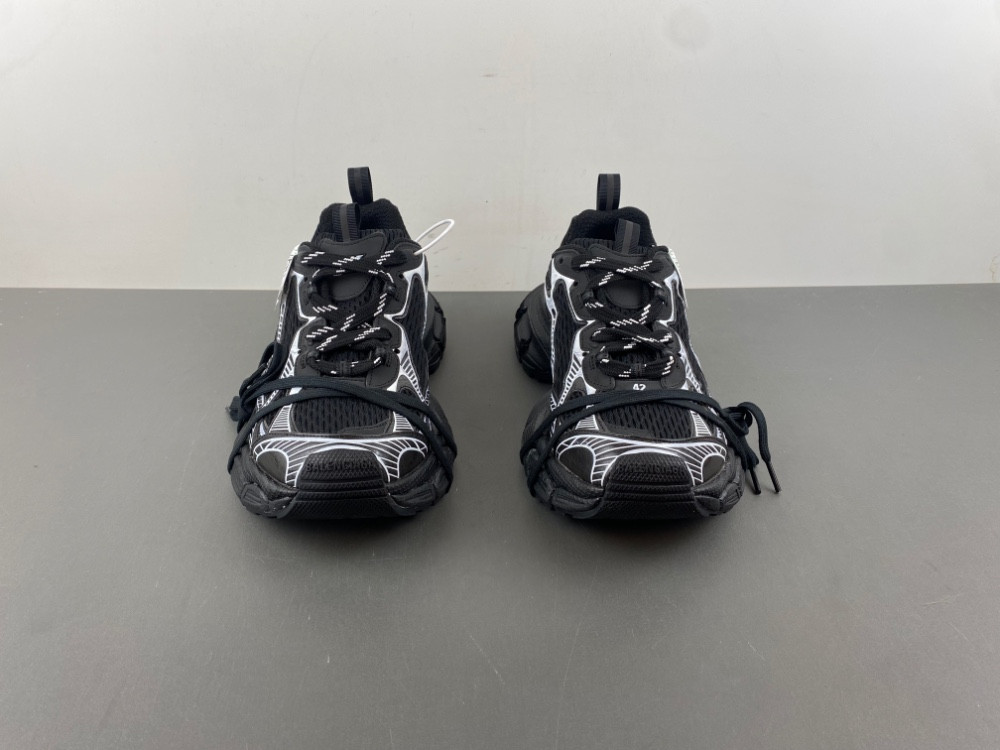 Balenciaga Sneaker 3XL 001