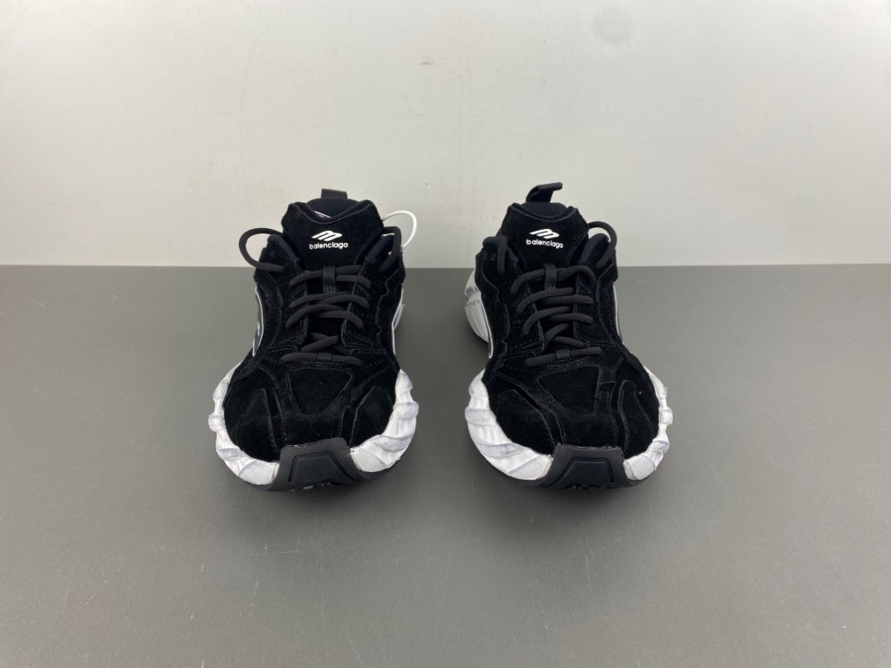 Balenciaga Sneaker 825418 WMNSS 1000