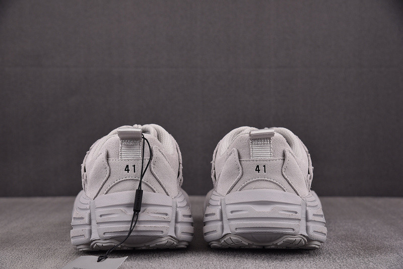 Balenciaga Sneaker 825418 WMNSS 1011