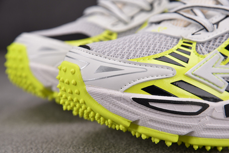 OFF-WHITE BE RIGHT BACK