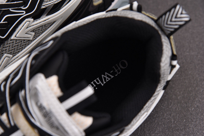 OFF-WHITE BE RIGHT BACK