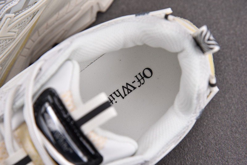 OFF-WHITE BE RIGHT BACK