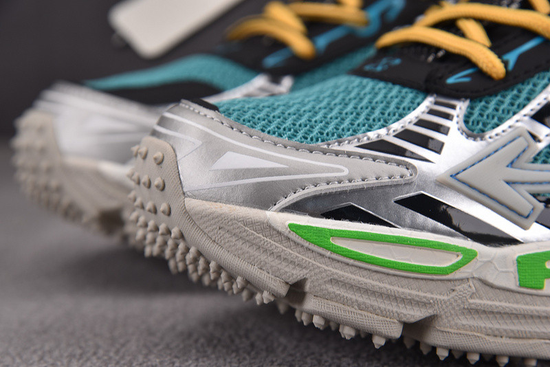 OFF-WHITE BE RIGHT BACK