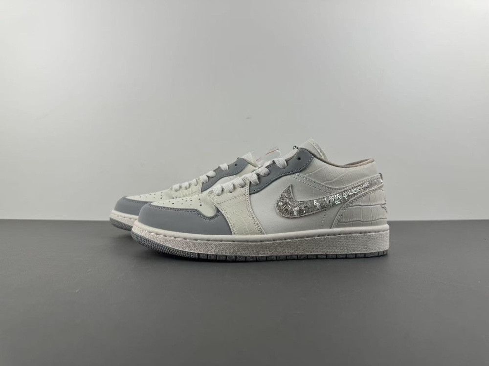 Air Jordan 1 Low IH7323-101