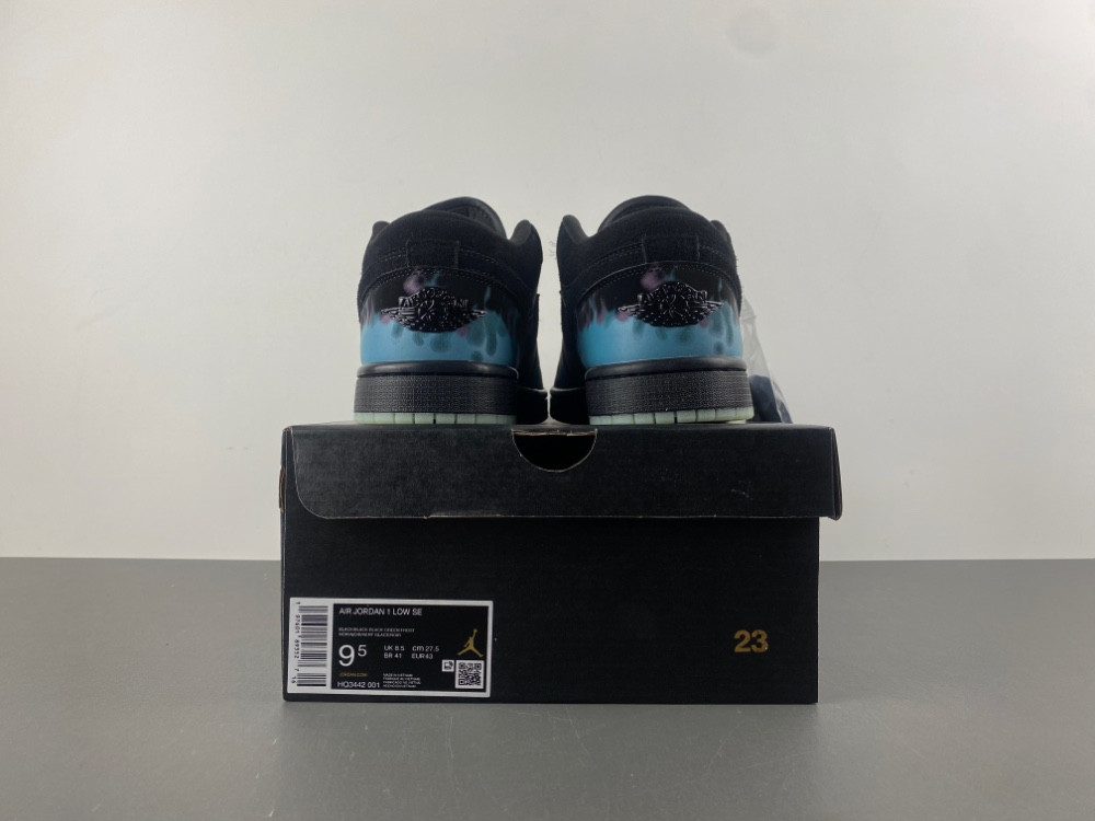 Air Jordan 1 Low “Fortune Fly” HQ3442-001