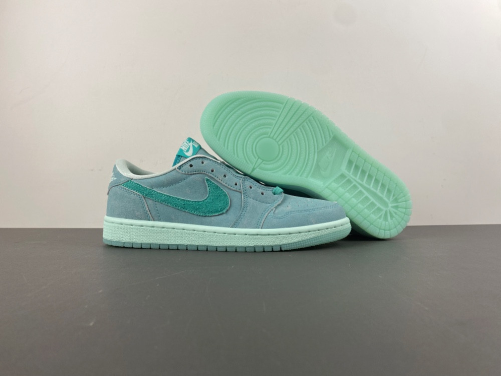 Air Jordan 1 Low OG “Washed Teal” WMNS HQ8111-300