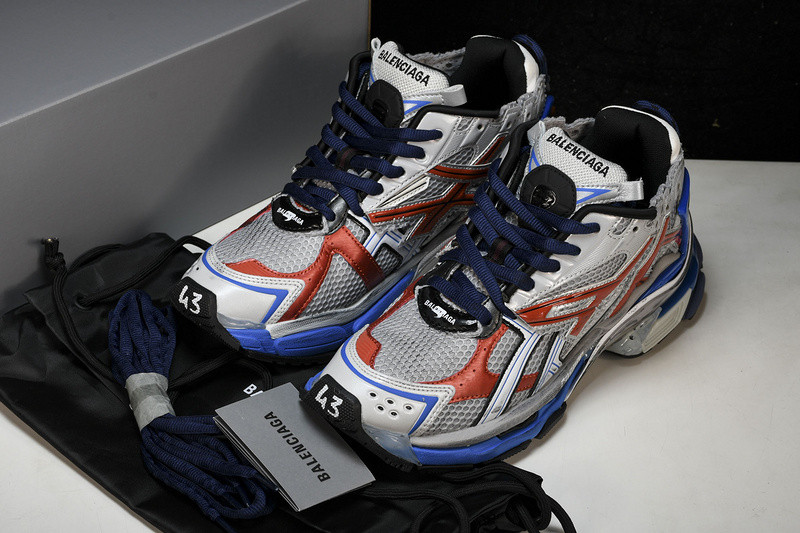 Balenciaga Runner W3RB6-8123
