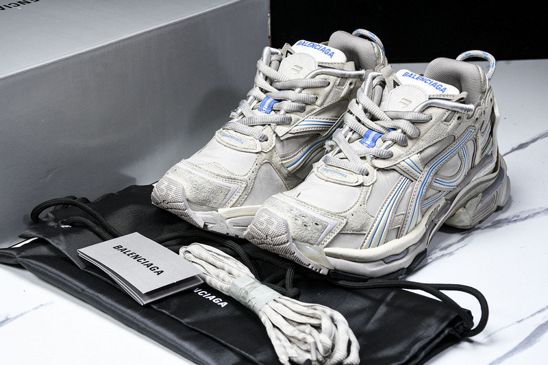 Balenciaga Runner W3RNY-2240