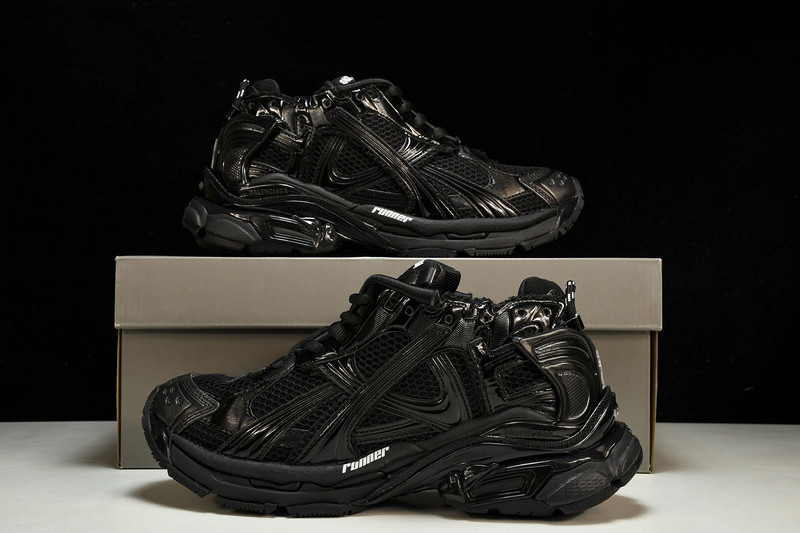 Balenciaga Runner W3RNY-0135