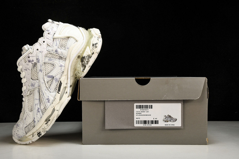 Balenciaga Runner W3RNY-2301