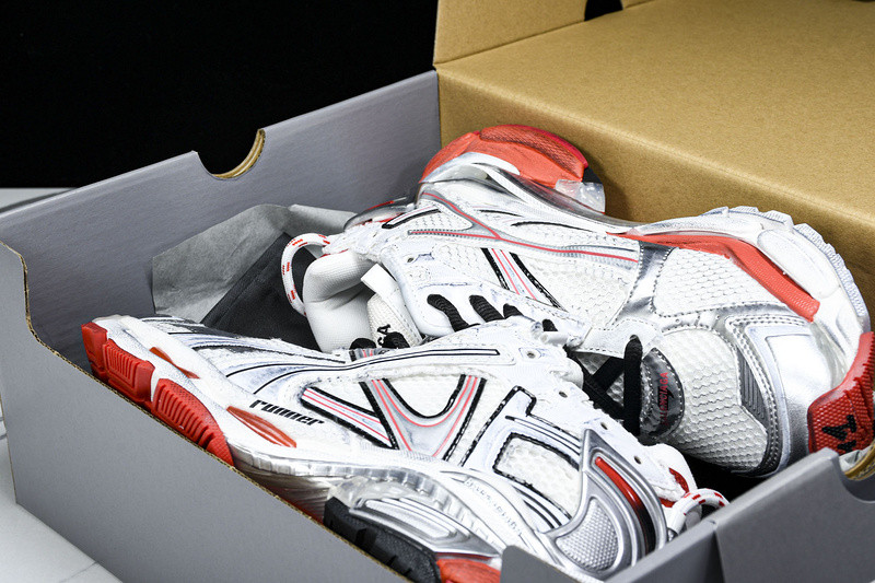 Balenciaga Runner W3RMU-9016