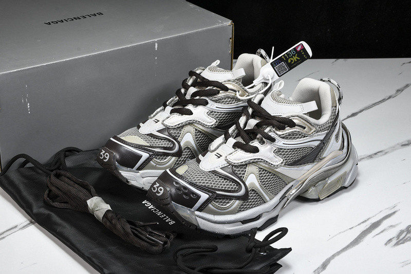 Balenciaga Runner W3RXP-2000