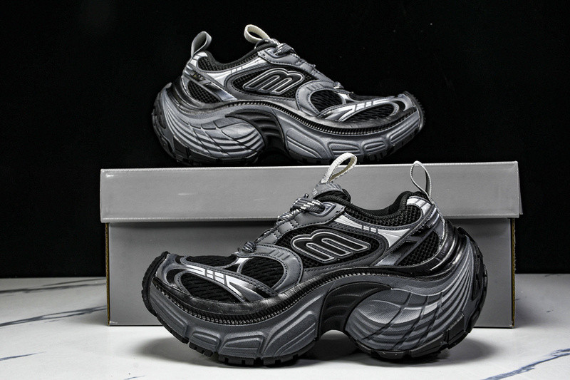 Balenciaga 6XL Sneaker