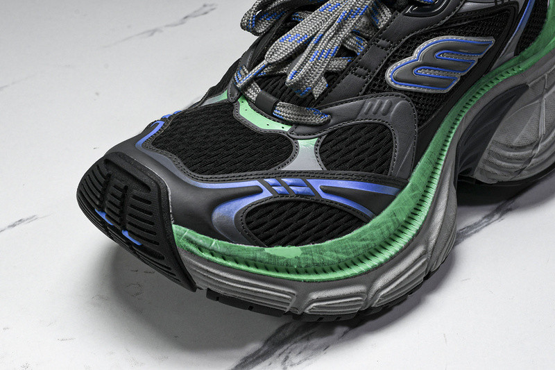 Balenciaga 10XL Sneaker