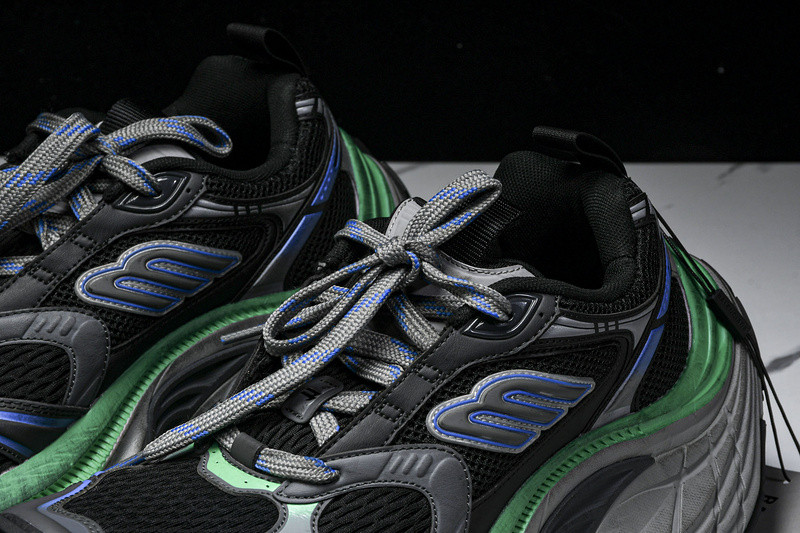 Balenciaga 10XL Sneaker