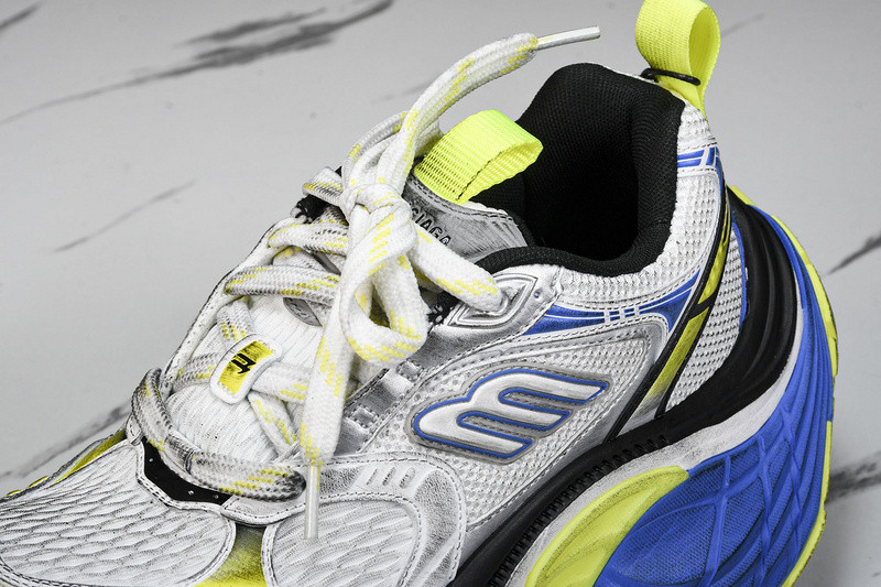 Balenciaga 10XL Sneaker