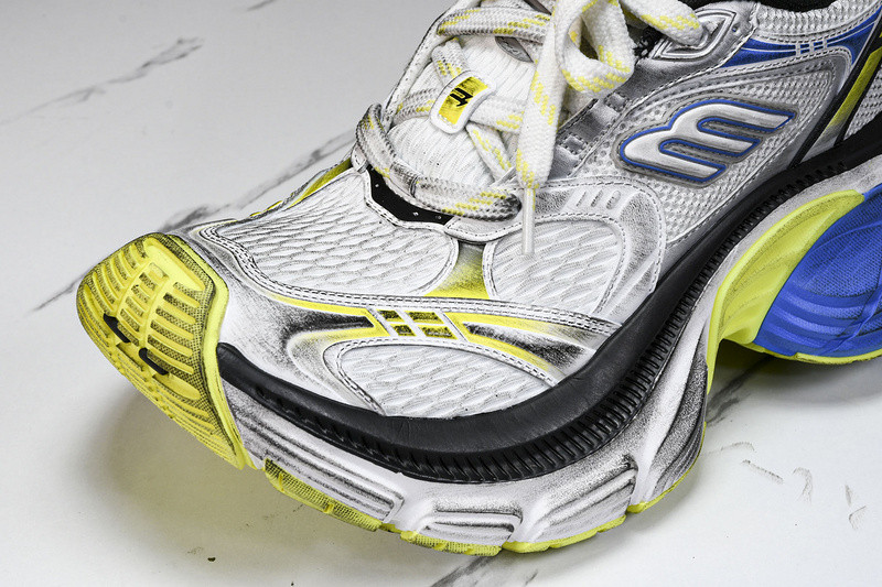 Balenciaga 10XL Sneaker