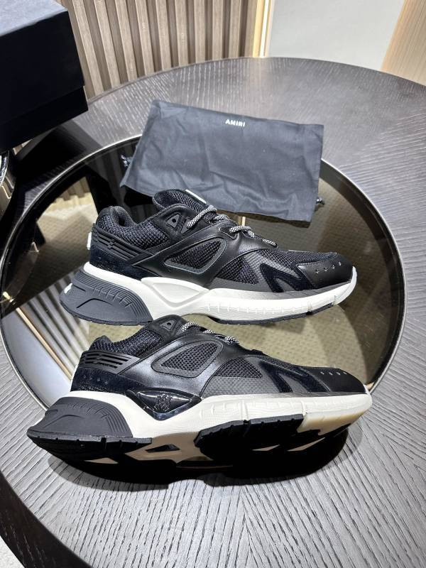 Amiri Runner