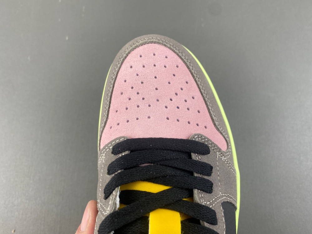 Air Jordan 1 Low OG HQ2010-005