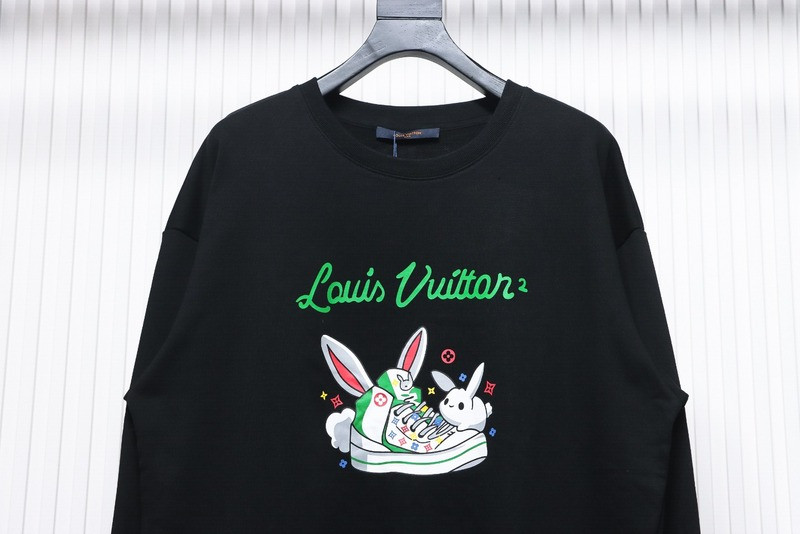 L*V HOODIE
