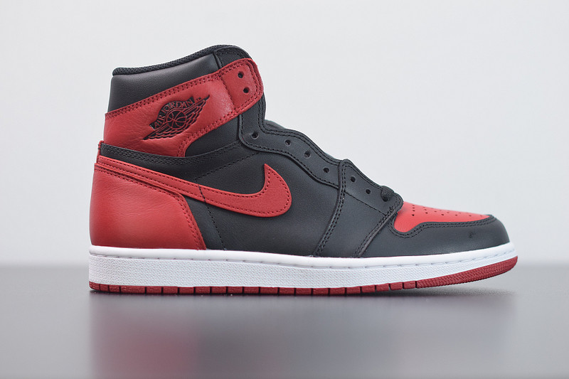 Air Jordan 1 Retro High OG Bred 555088-001