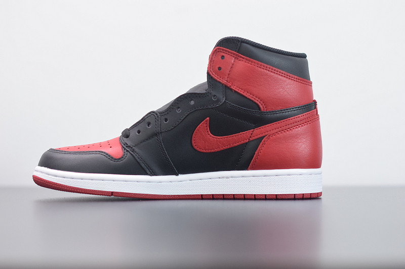 Air Jordan 1 Retro High OG Bred 555088-001