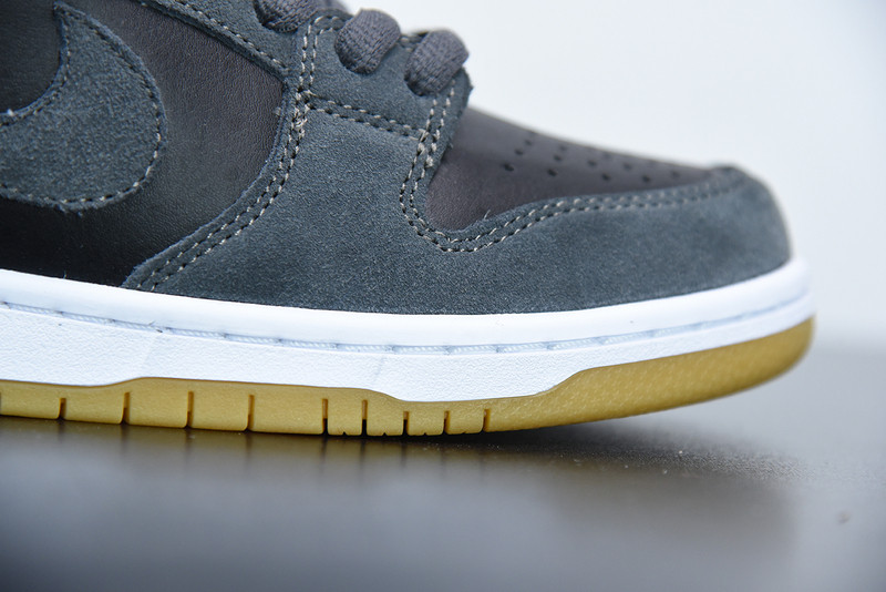 Nike SB Dunk Low Dark Grey Black Gum AR0778-001