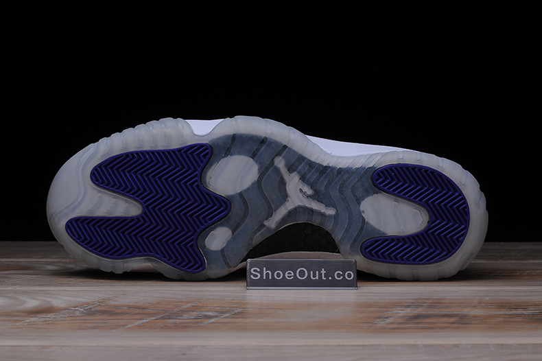 AIR JORDAN 11 RETRO LOW "CONCORD" BLACK/ WHITE  mens 528895-153