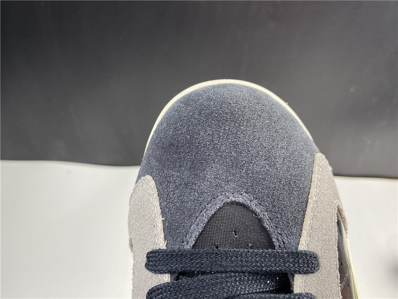 Air Jordan 6 WMNS “Tech Chrome” CK6635-001