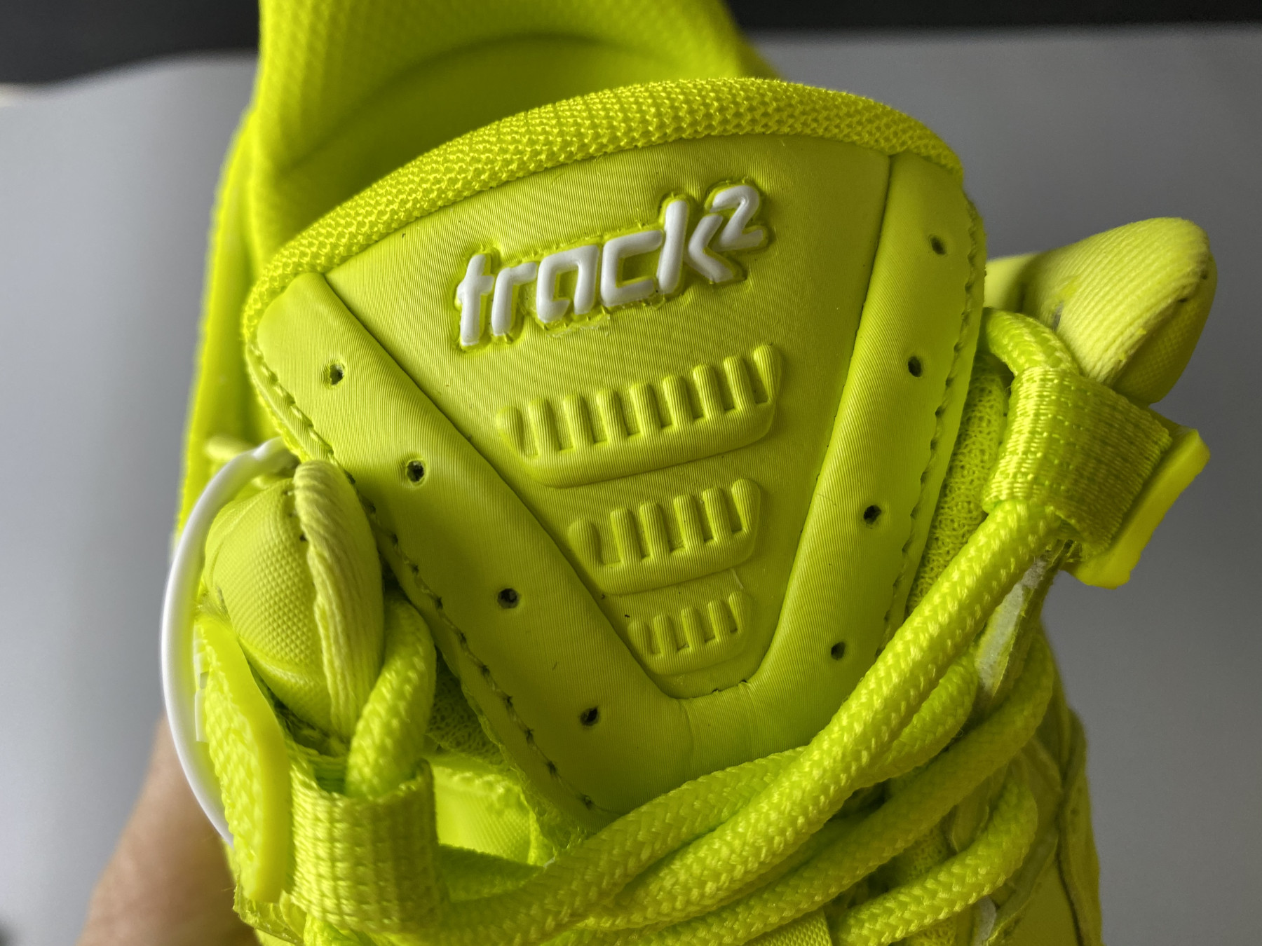 BLCG Track 2.0 568615-W2GN5-5818