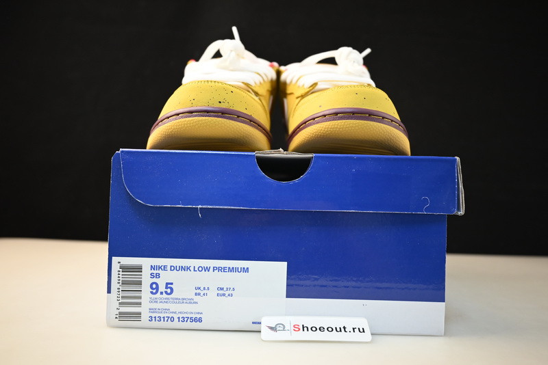 Nike SB Dunk Low “Lobster” 313170-137566