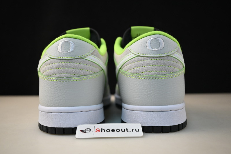 Dunk Low Oregon PE “Ducks of a Feather” FQ7260-001