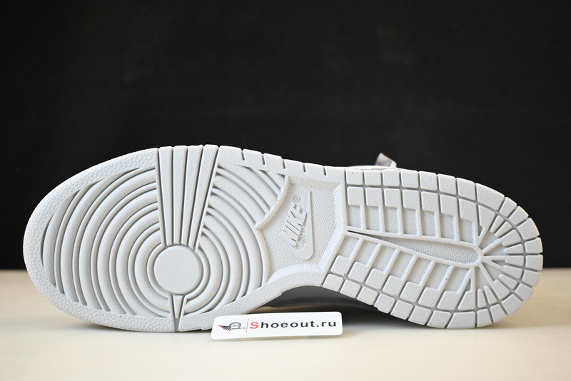 Nike Dunk SB Low Pro London 308269-111