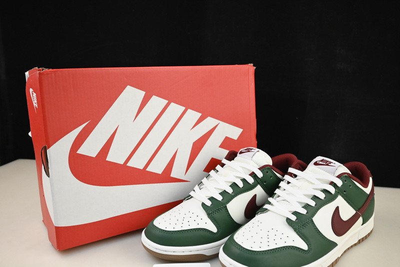 Nike Dunk Low Gorge Green FB7160-161