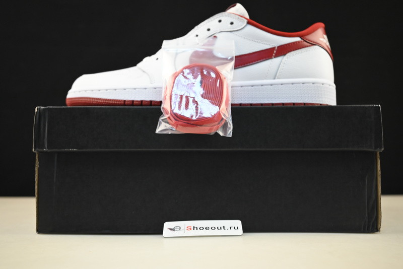 Air Jordan 1 Retro Low OG 705329-101