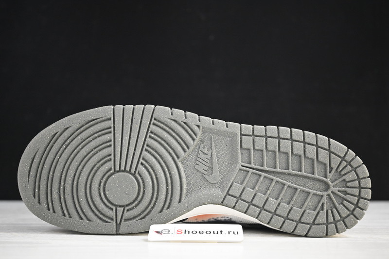 Nike Dunk Low “Graffiti” DM0108-001