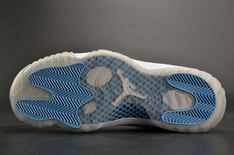 AIR JORDAN 11 RETRO LOW "CAROLINA 2017 RELEASE" mens 528895-106