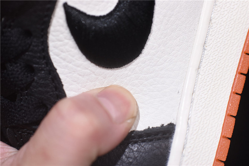 Air Jordan 1 Retro Womens Satin Shattered Backboard AV3725-010