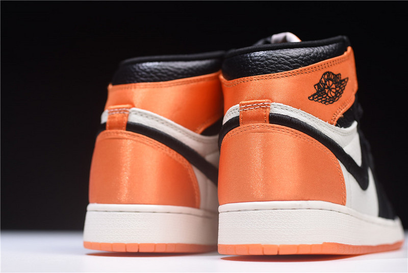 Air Jordan 1 Retro Womens Satin Shattered Backboard AV3725-010