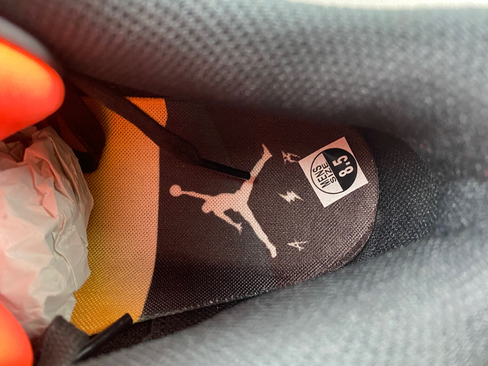 Air Jordan 3 X J Balvin  “Rio” FN0344-001