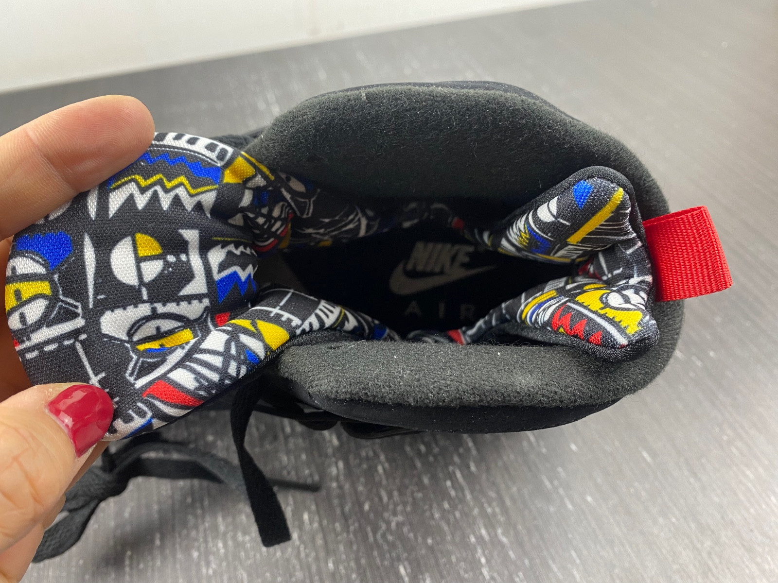 Air Jordan 8 “Playoffs” 305381-062