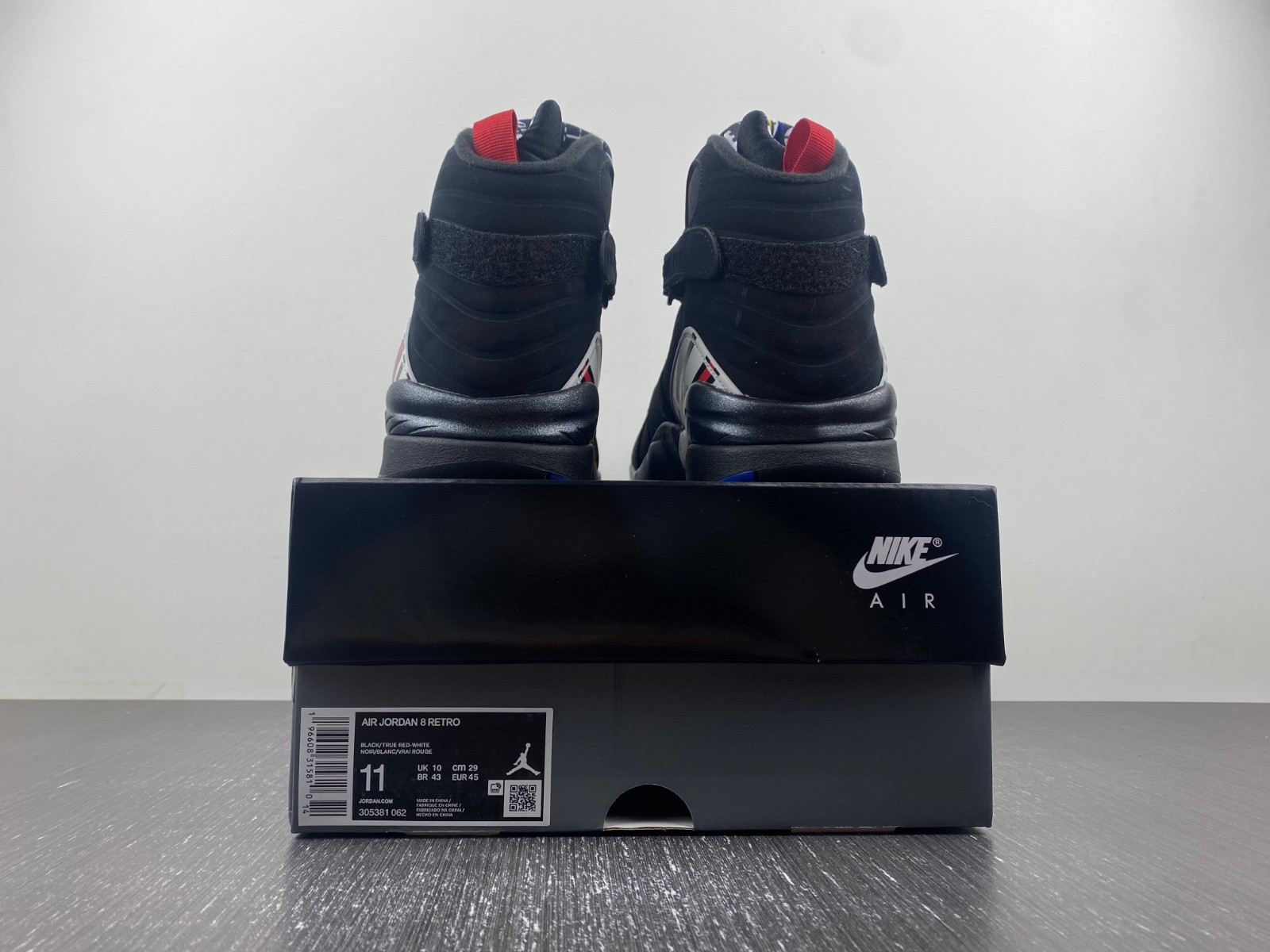 Air Jordan 8 “Playoffs” 305381-062