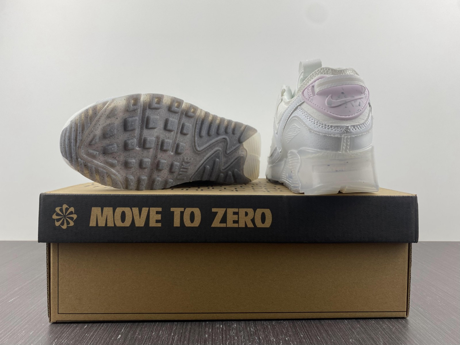 OFF White x Air max 90