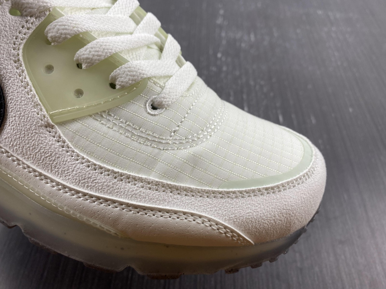 OFF White x Air max 90