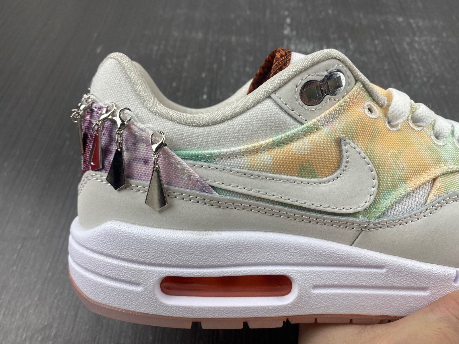 Nike Air Max 1 FJ7734-101