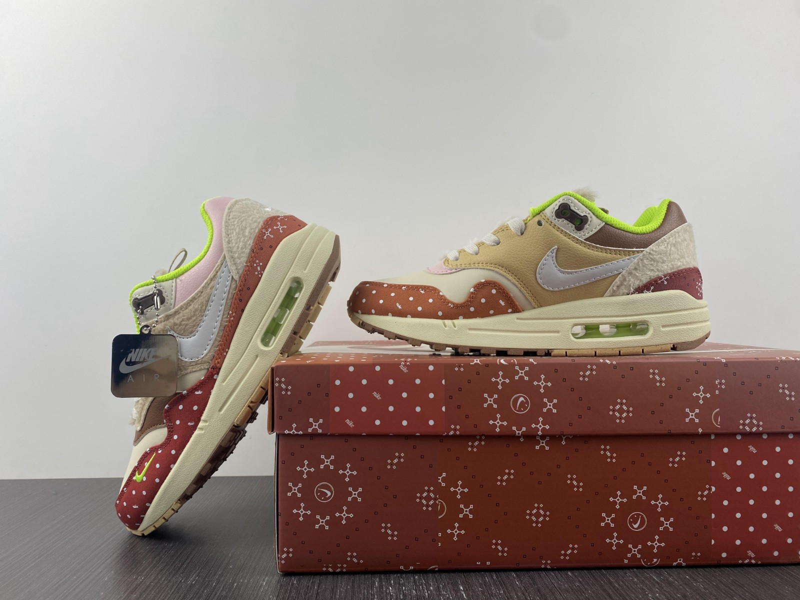 Nike Air Max 1 PRM WMNS “Best Friend” DR2553-111