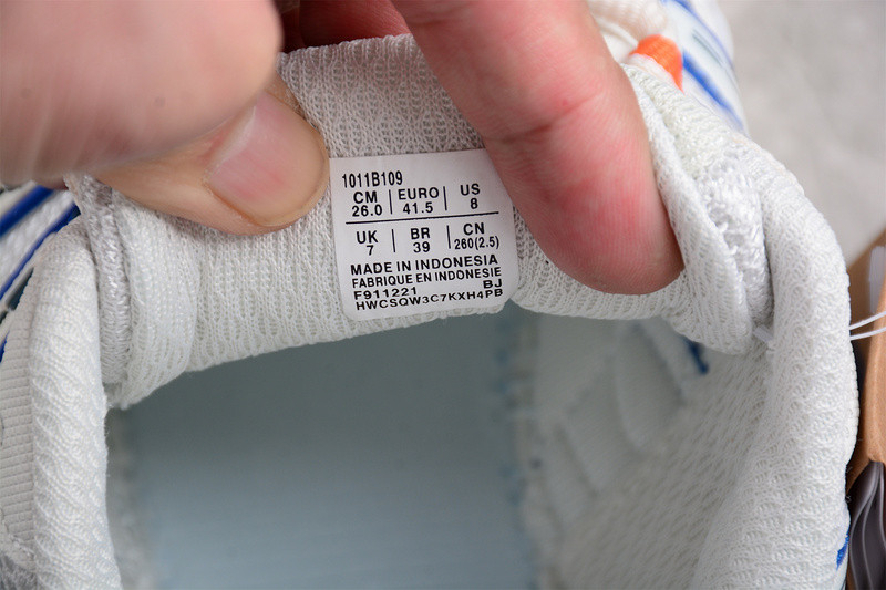 As*ic*s gel-flux 1011b109-203