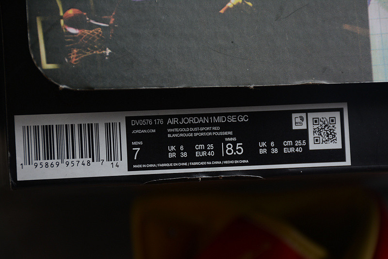 Air Jordan 1 Mid XQ DV0576-176