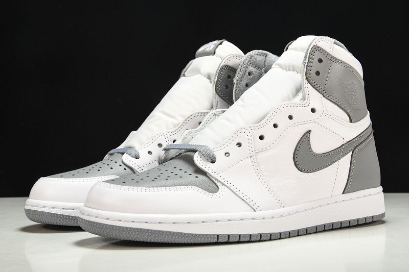 Air Jordan 1 High OG “Stealth” 555088-037