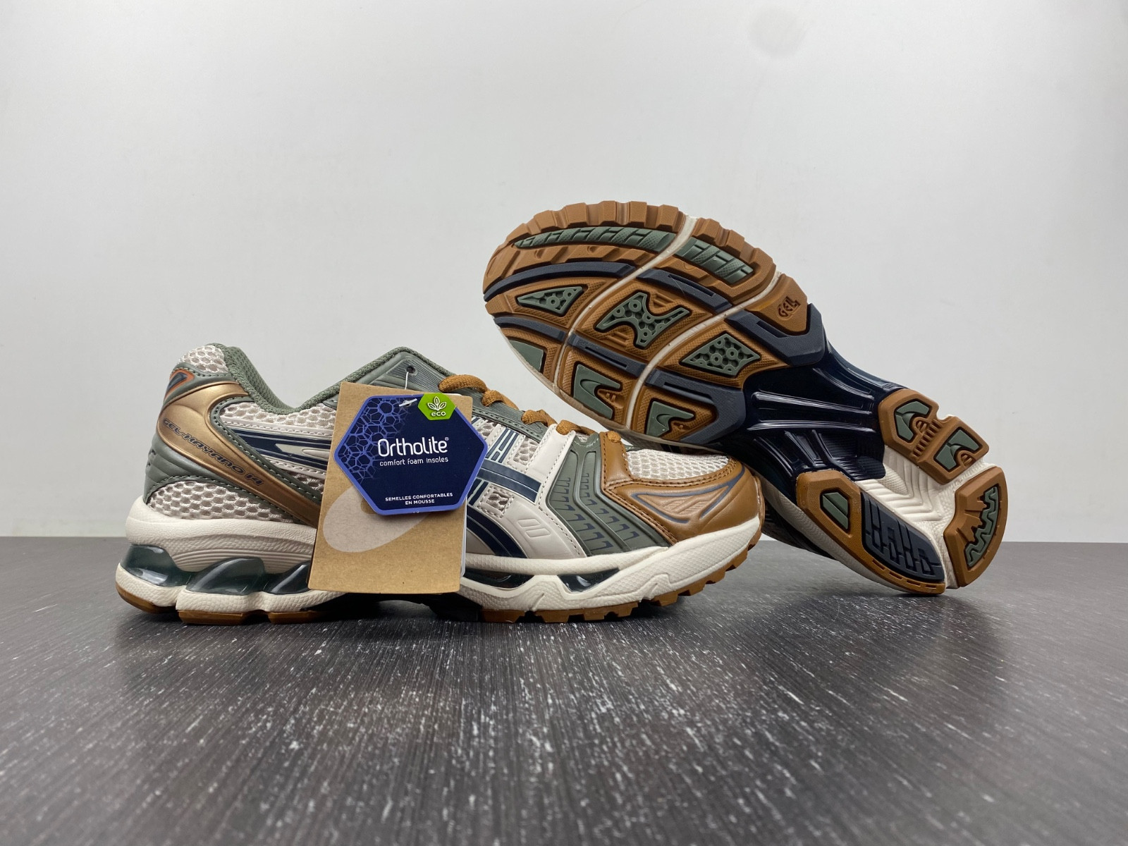 As*ic*s gel-kayano 14  1201a019-250